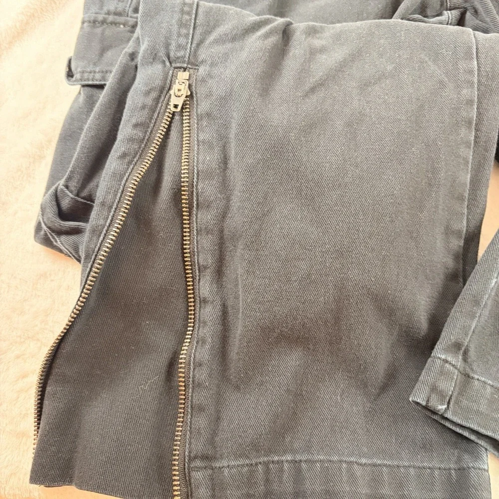 Standard Cloth (Urban Outfitters) Flared Utility Cargo Pants Med -‎ Washed Black